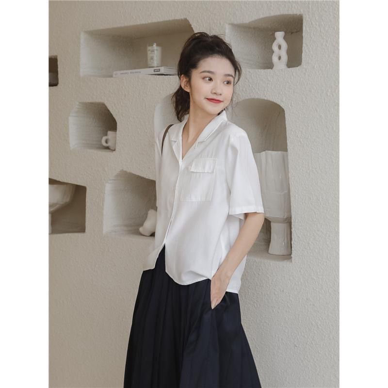 Áo sơ mi nữ tay ngắn có túi dễ thương cute