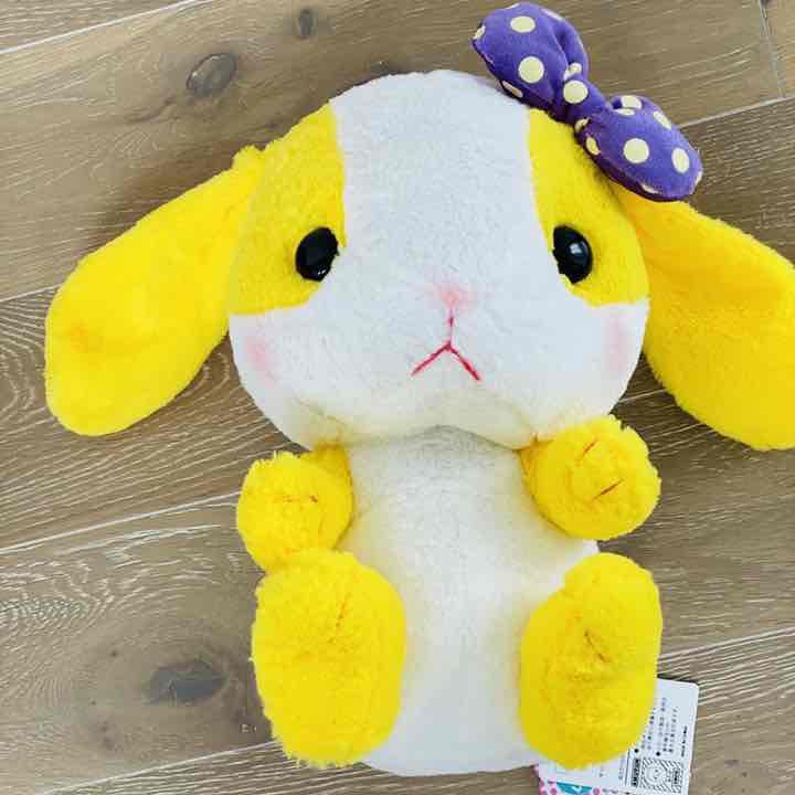 Gấu bông Thỏ vàng Pote usa đeo nơ 42cm - Chính hãng Nhật Bản