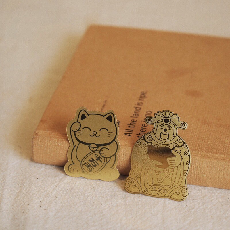 [SẢN PHẨM DÁN ĐƯỢC] Miếng Dán Mèo Thần Tài, Ông Thần Tài, Trâu Vàng, Bò Vàng Mạ Vàng 24K Chiêu Tài Hút Lộc Phong Thủy | BigBuy360 - bigbuy360.vn