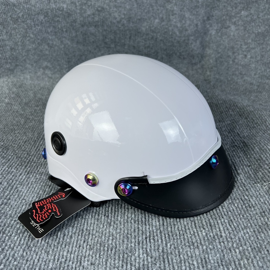 Mũ bảo hiểm chính hãng gắn ôc TITAN 7 màu phủ nano cao cấp tặng sticker