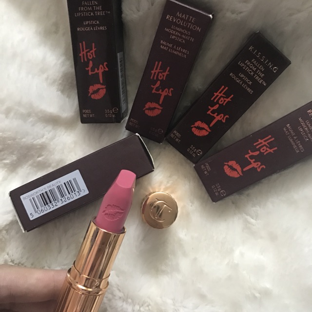 Son Charlotte Tilbury Electric Poppy, Bosworth’s Beauty ,Carina’s Love 