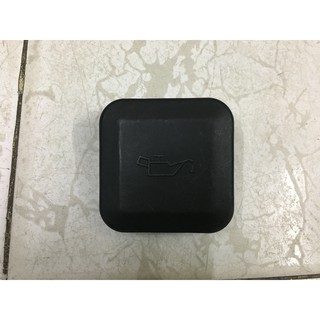 Nắp đổ dầu máy bmw e38 e39 e46 e60 e66 e87 e90