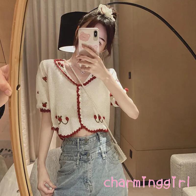 QAQ-Women´s V-neck Short Knitwear Leisure Style Three-dimensional Flower Pattern Puff Short Sleeve Single-breasted
