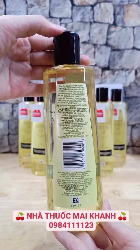 Dầu dưỡng thể Neutrogena Body Oil Light 250ml Nhập Khẩu Úc. | BigBuy360 - bigbuy360.vn