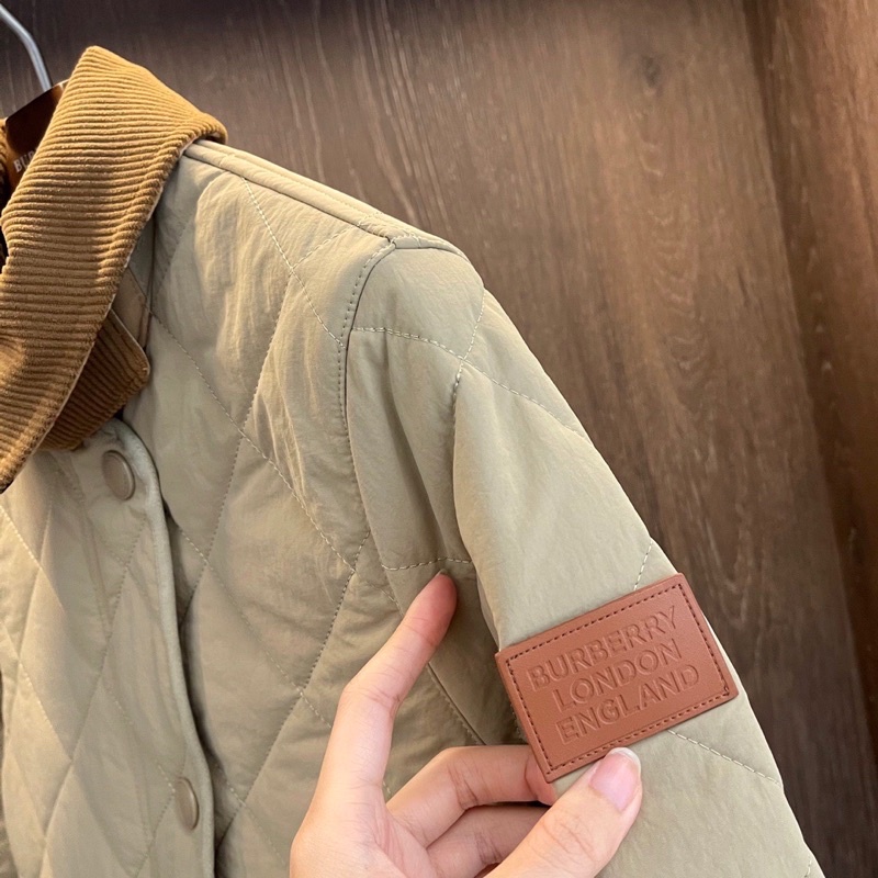 Áo khoác nữ phong cách vintage thương hiệu thời trang cao cấp Burberry