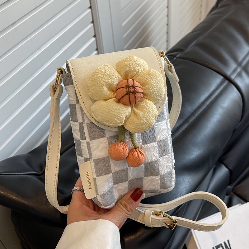 Túi mini đeo chéo hoạ tiết kẻ caro đính bông hoa dễ thương - Elisa Store