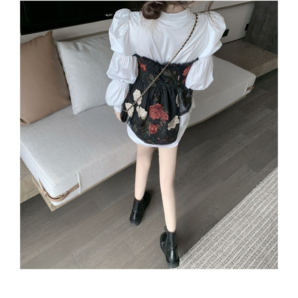 Set áo sơ mi trắng tay phồng phối áo ống lưới đen thêu hoa cá tính