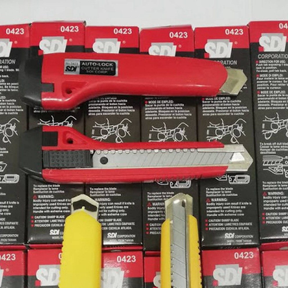 Có sỉ- Dao dọc giấy SDI 423-cỡ to (tặng 02 lưỡi dự phòng sau nắp chuôi dao)