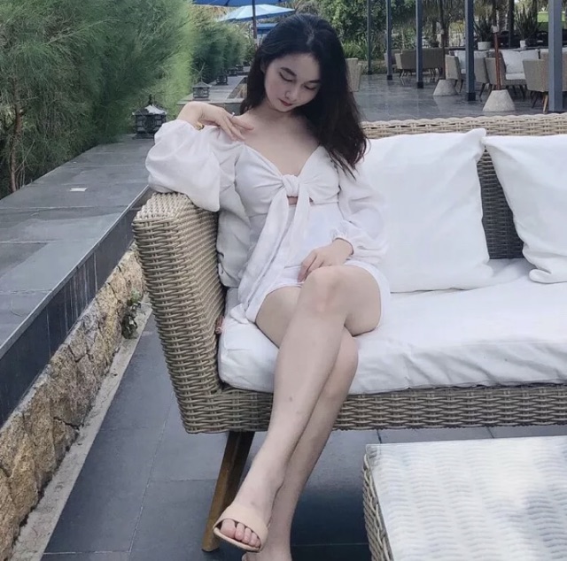 Đầm tay phồng xoắn nơ ngực - Han Dress