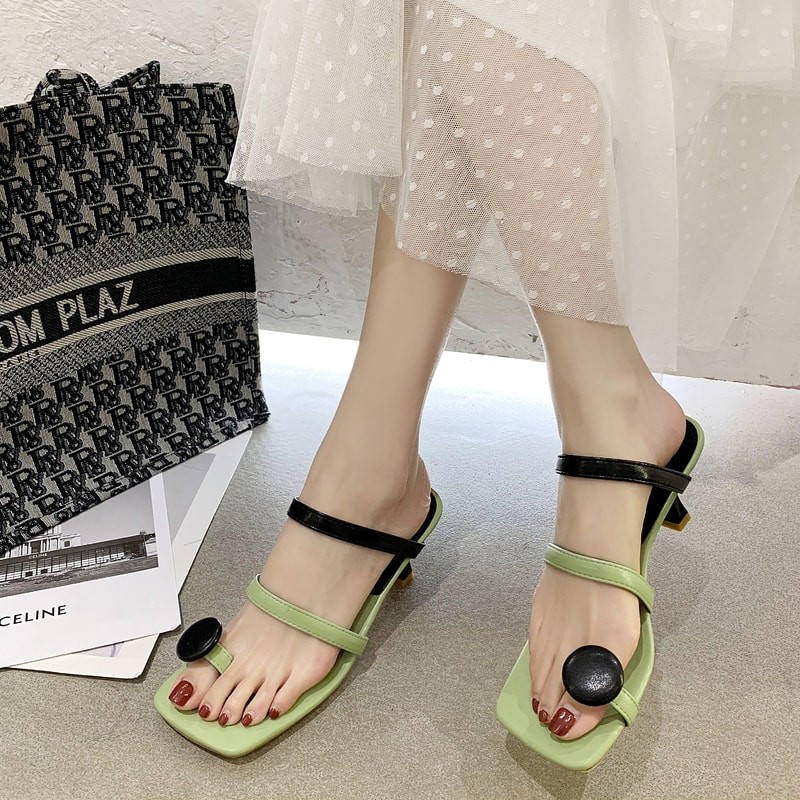 (B082)Dép/Guốc nữ cao gót xỏ ngón thời trang hai màu xanh và đen mẫu mới lên chân cực đẹp siêu hót hít nhất của năm