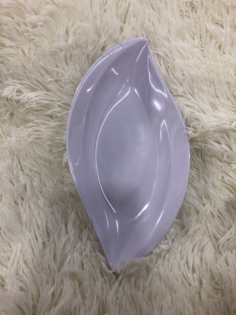 Đĩa phíp hình lá xoài. Màu ngẫu nhiên