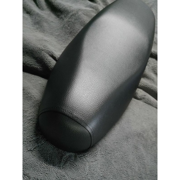 Yên xe Sirius FI - gọt cạnh góc sắc sảo loại tốt chống gãy bể