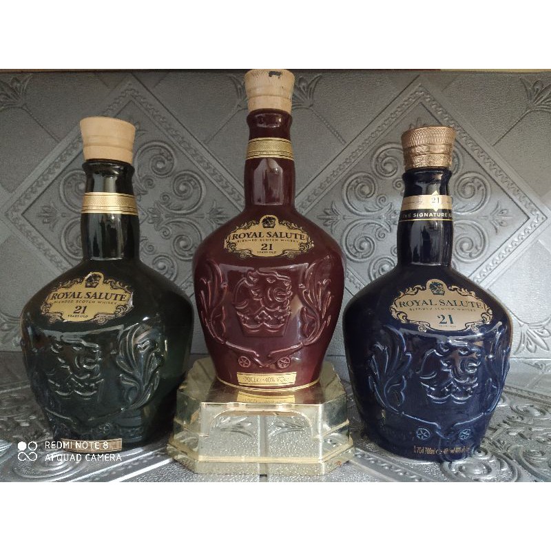 Vỏ chai Chivas 21