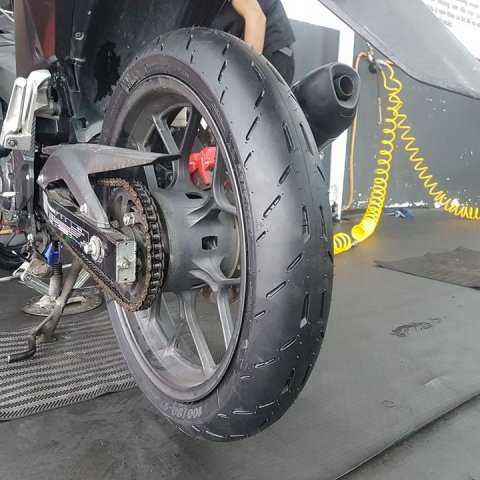 Vỏ lốp xe Michelin cho xe số: Winner, Exciter, Raider, Satria, Sonic, Wave, Future, Dream... vỏ ko ruột - giá 1 cái