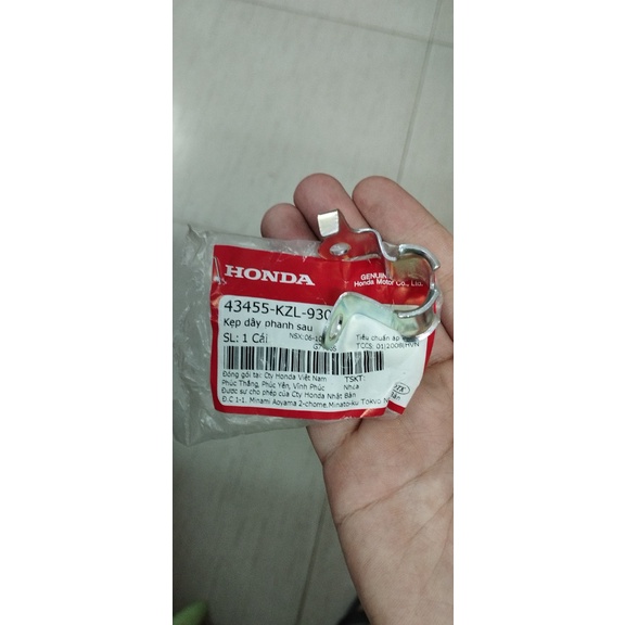 Bát PÁT kẹp giữ dây thắng sau Vision VS 2011 2012 2013 2014 2015 2016 2017 2018 2019