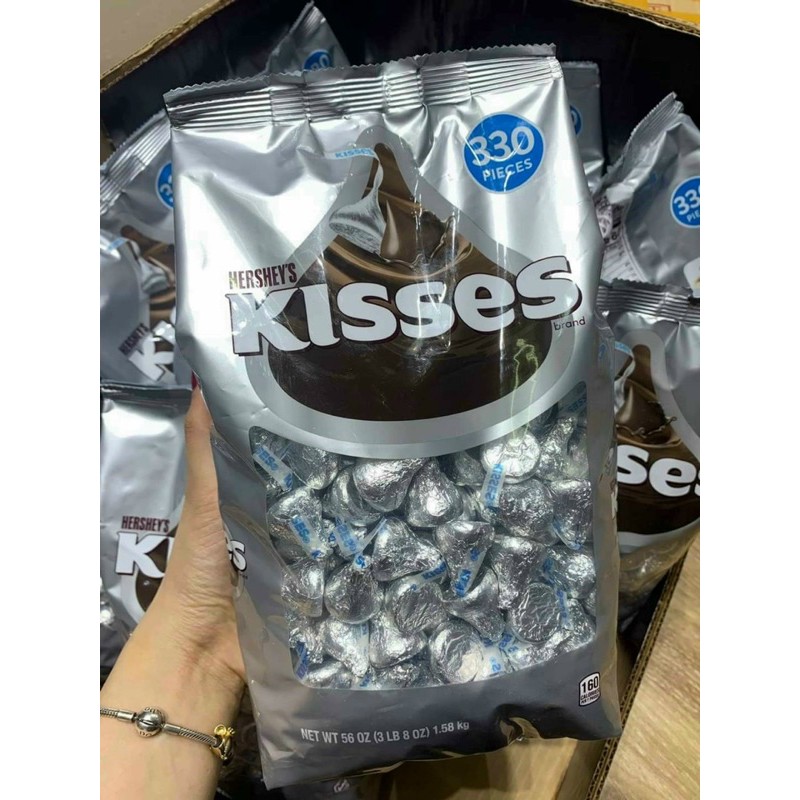 Kẹo socola nấm Kisses gói1.58kg 330 viên của Mỹ