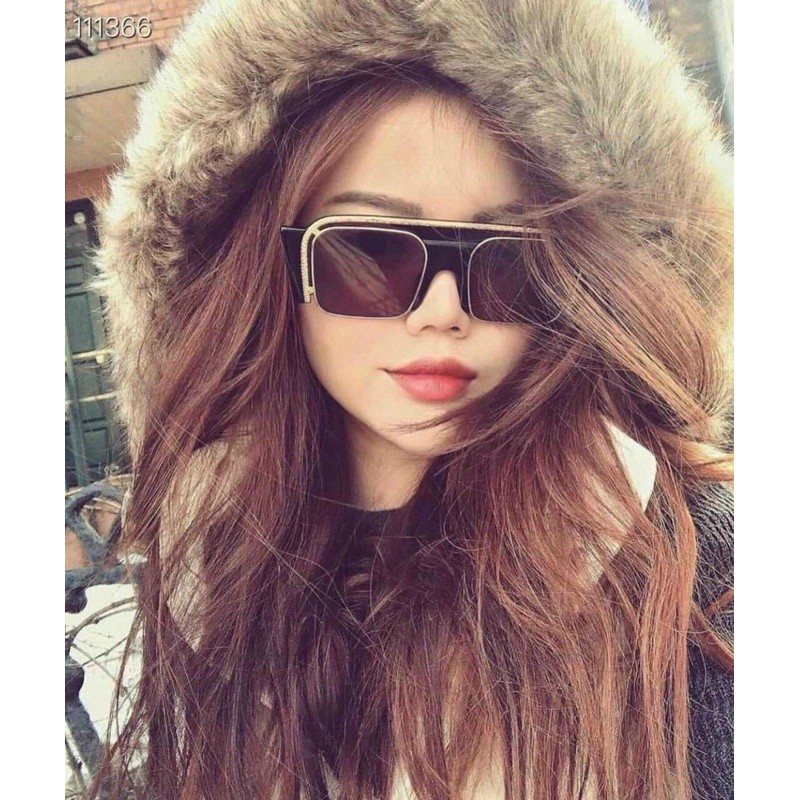 Kính Mát Thời Trang Du Lịch Hè đi Biển 2021 siêu xịn cá tính | BigBuy360 - bigbuy360.vn