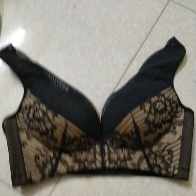 Áo ngực cao cấp