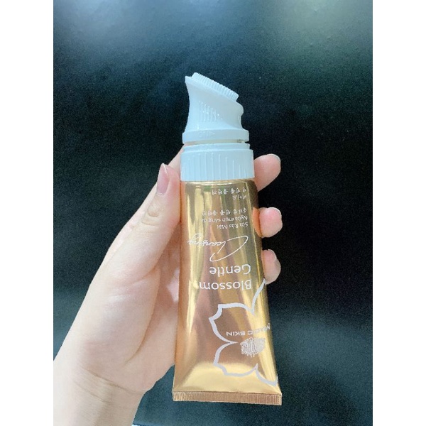 SỬA RỬA MẶT NGỪA MỤN SÁNG DA MAGIC SKIN