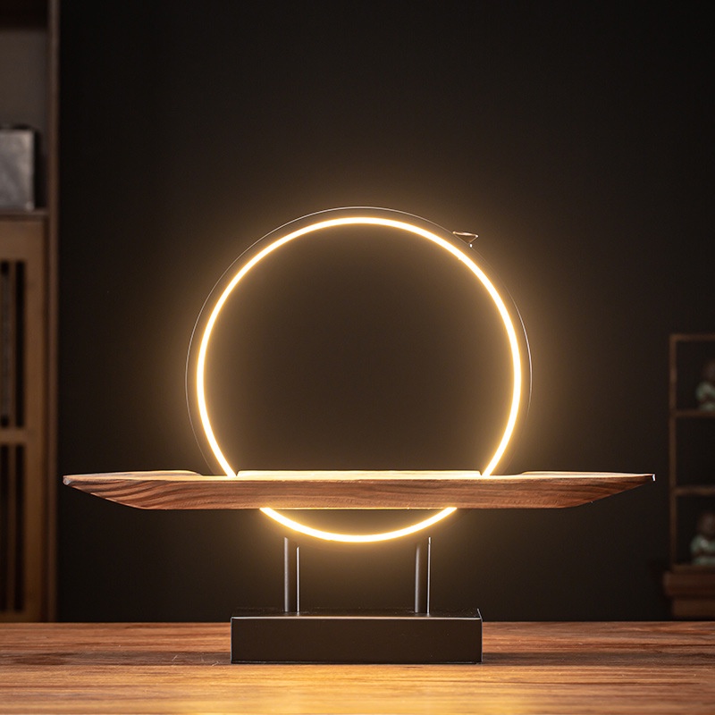 Kệ Gỗ Để Tượng Trang Trí Đèn Led Vòng Đường Kính 28-30cm, Gỗ Thông Vân Tự Nhiên