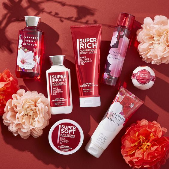 Xịt thơm toàn thân Bath and Body Works Cherry Blossom