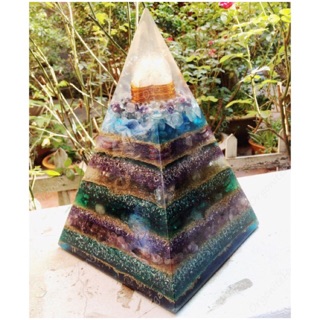 [HCM] Kim tự tháp Nubian orgonite đặc biệt x1