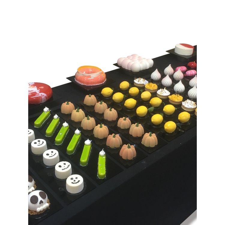 Khuôn Silicone Làm Bánh Hình Trái Tim Xinh Xắn