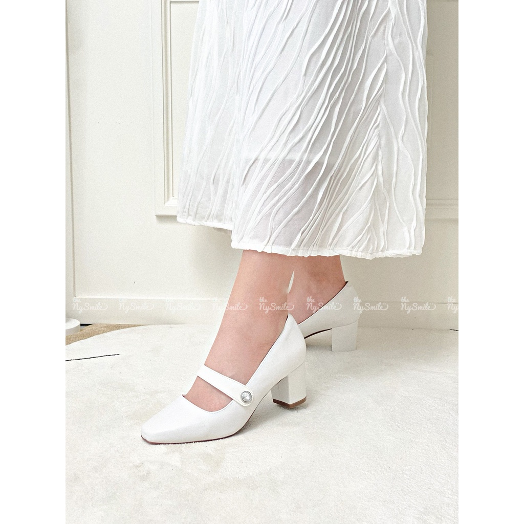 Giày cao gót 7cm bít mũi quai ngang đính ngoc hot trend 2022 GD05