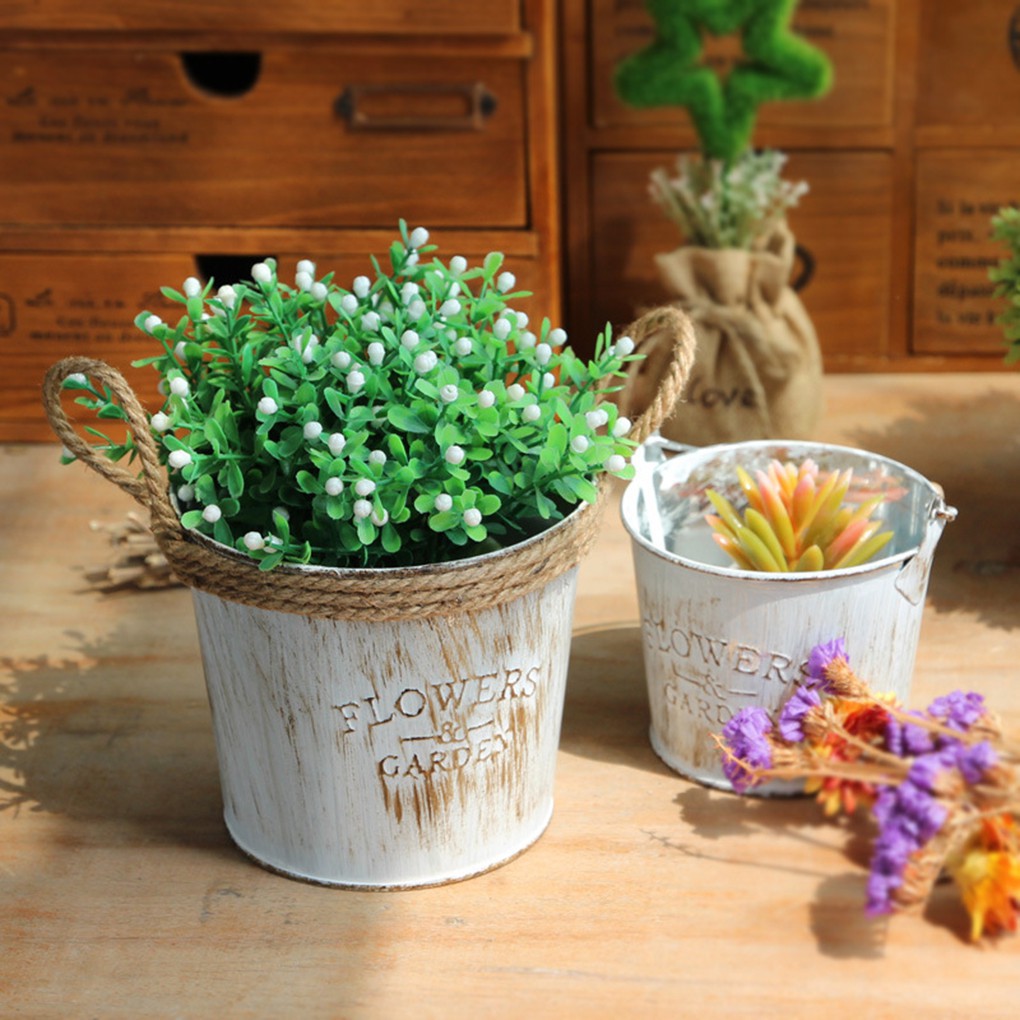 Chậu hoa sắt treo trang trí phòng Vintage