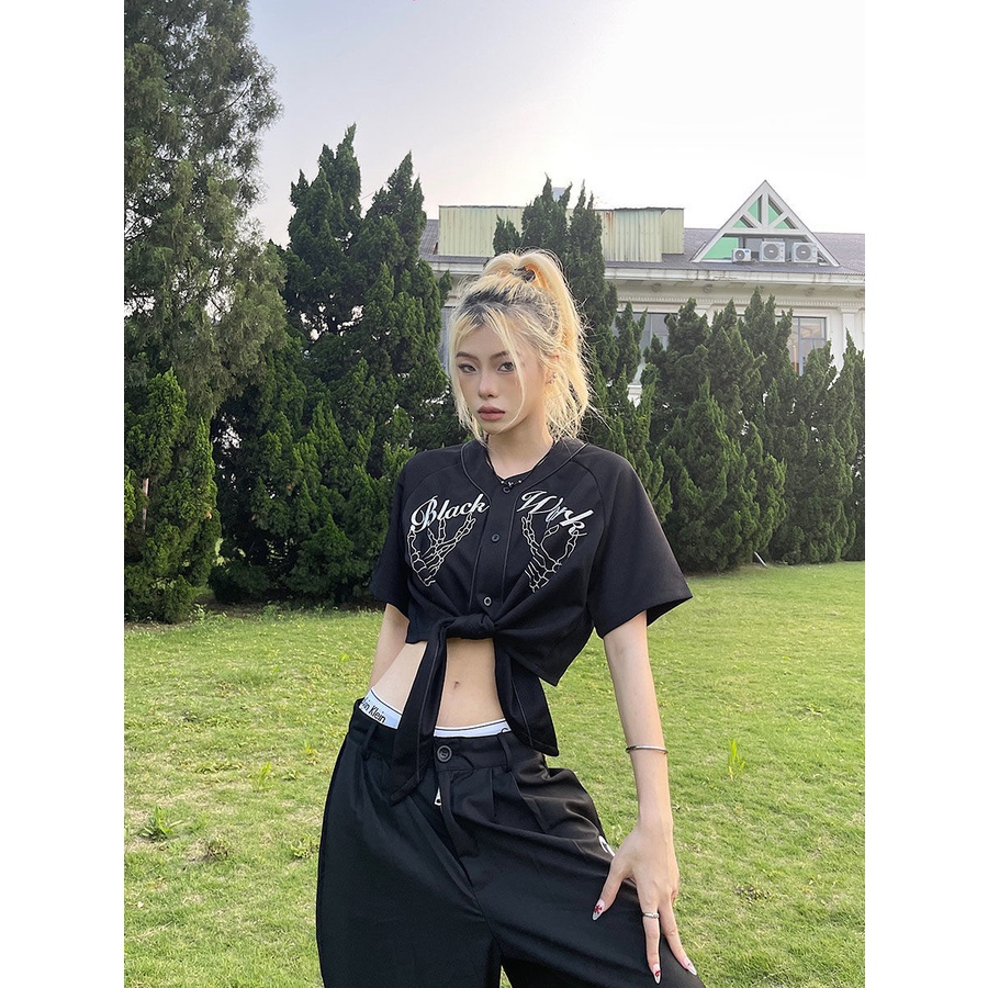 ♙♞Áo Thun Nữ Ngắn Tay Thêu Hình Đầu Lâu Phong Cách Bóng Chày Cá Tính