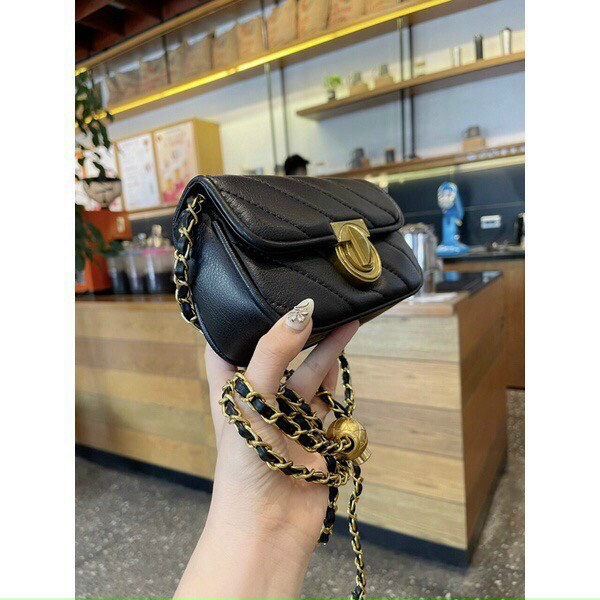 Túi đeo vai đeo chéo da mềm khóa tròn kim loại dây đeo quả chuông điều chỉnh ngắn dài