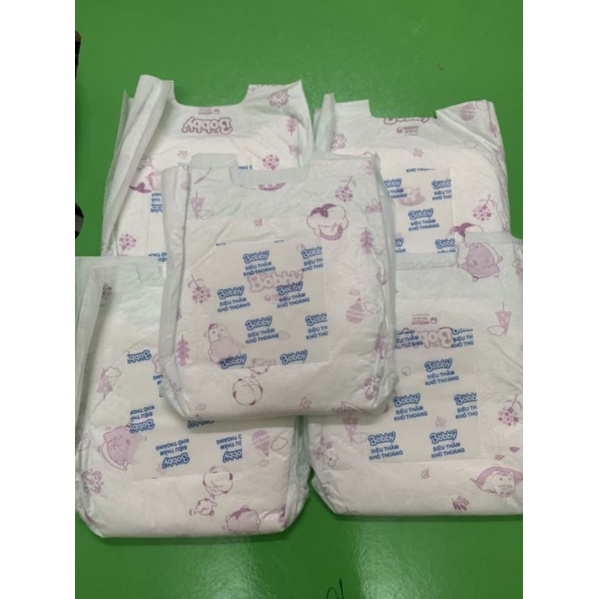 Bỉm dán sơ sinh Bobby  100 chiếc