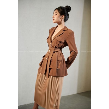 [COLIN CLOTHING] Áo vest nữ túi hộp dây thắt eo tay dài | BigBuy360 - bigbuy360.vn