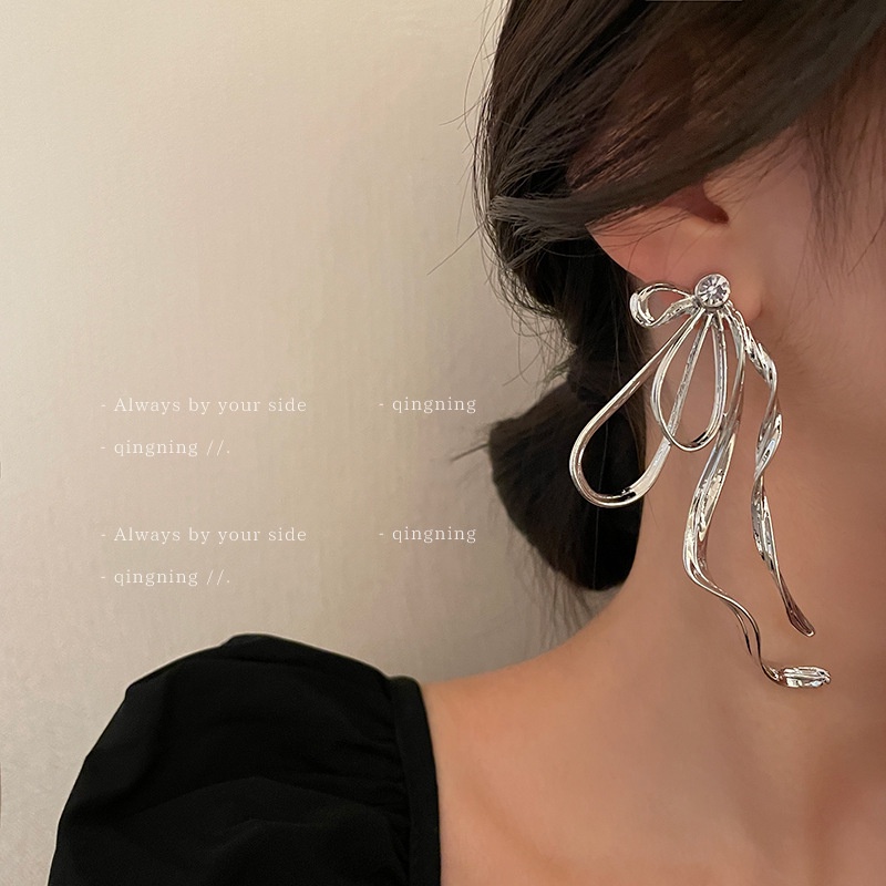 Khuyên Tai Kim Loại Thiết Kế Độc Đáo Phong Cách Hàn Quốc Thời Trang Cá Tính