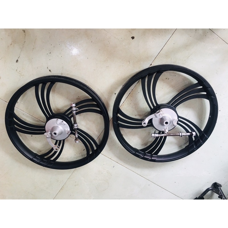 Động cơ xe điện cùng 2 bánh phụ chế xe điện 3 bánh loại Hkbike.