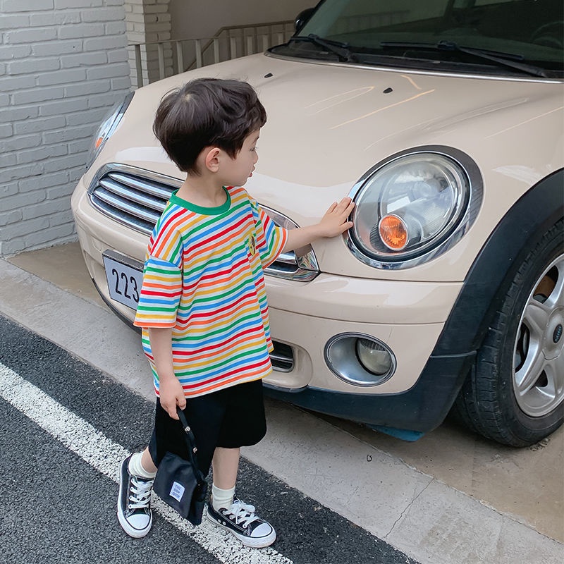 Áo Thun Cotton Tay Ngắn Họa Tiết Sọc Cầu Vồng Hoạt Hình Dễ Thương Cho Bé Trai