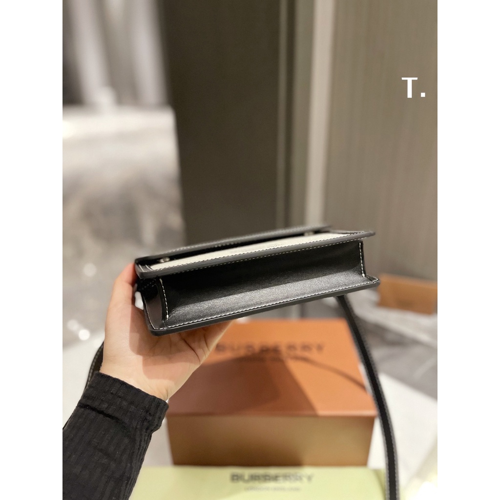 Túi Đeo Chéo Burberry Phong Cách Thể Thao Sang Trọng Thời Trang Cho Nam Nữ