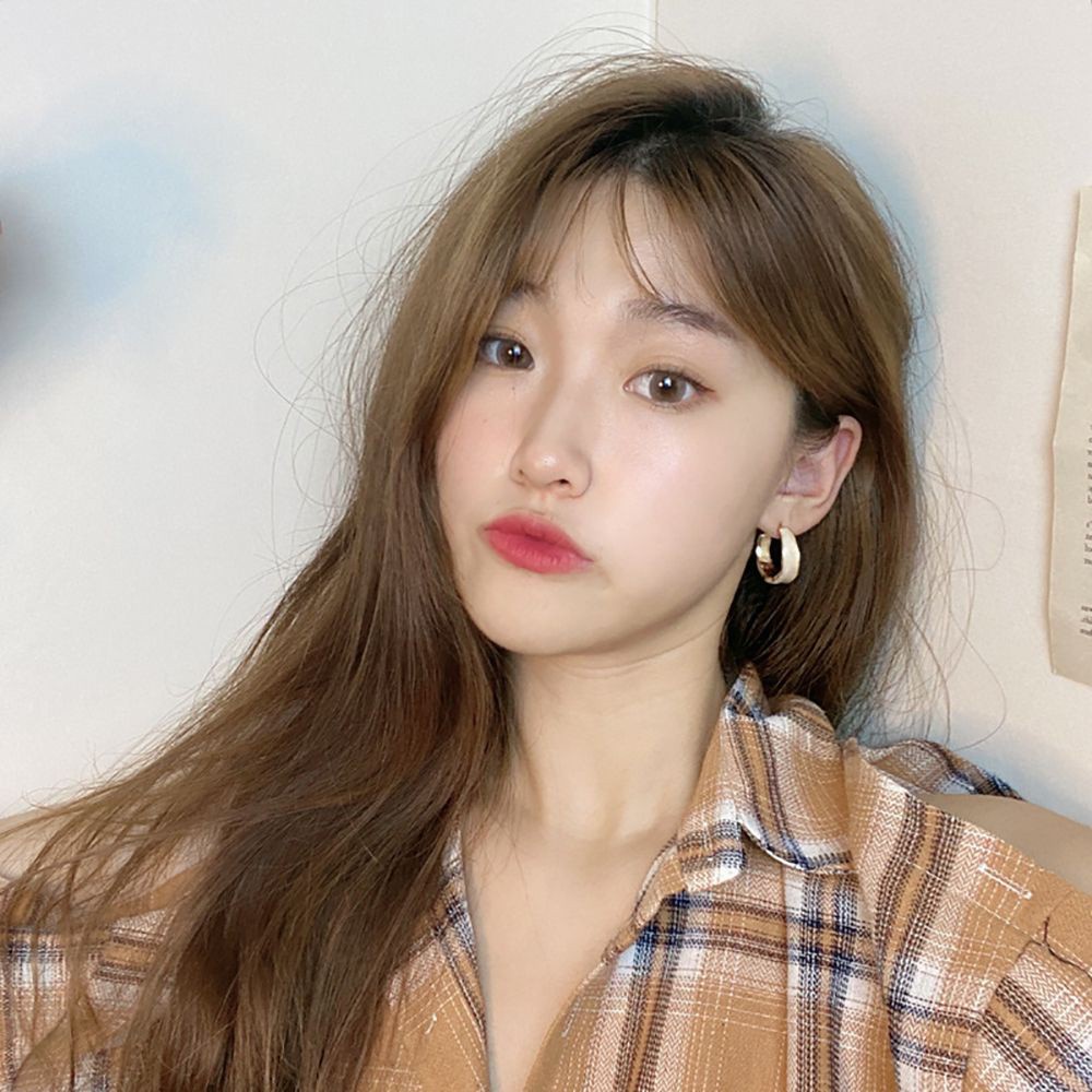 Khuyên tai hình chữ C nhiều màu thời trang Hàn Quốc cổ điển cho nữ