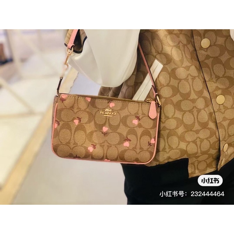 ❗️SẴN -  TÚI COACH DA ĐEO VAI C2898