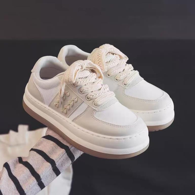 Giày Thể Thao Nữ Hoạ Tiết Phối 2 Màu  CLOVERLAND