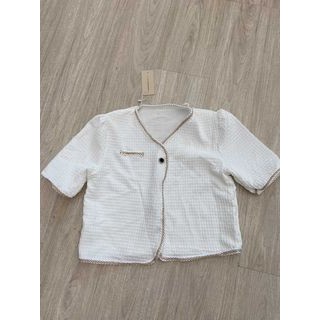 khoác trắng - đen viền nổi