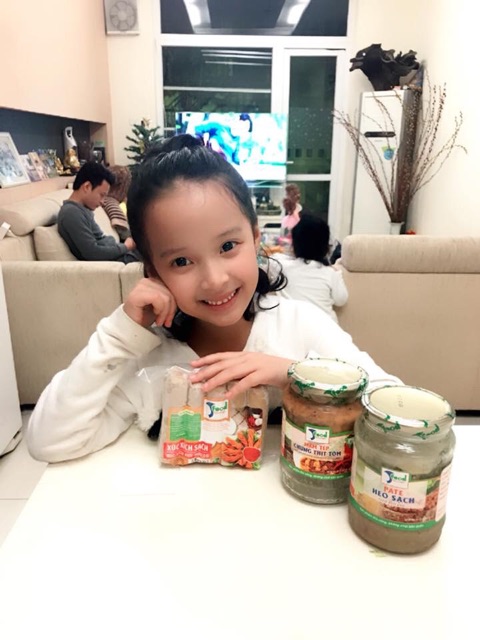 Xúc xích heo sạch: Cam kết sạch, ngon, không chất bảo quản | BigBuy360 - bigbuy360.vn