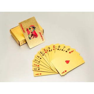 Bộ bài mạ vàng 24K cao cấp thiết kế sang trọng, bề mặt bóng loáng bề dày 0.3mm gồm 52 lá bài/bộ (hộp) + 2 lá bài lót