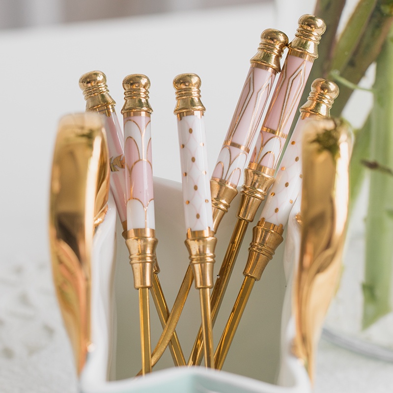 Muỗng cà phê bằng thép không gỉ cán dài mạ vàng thời trang