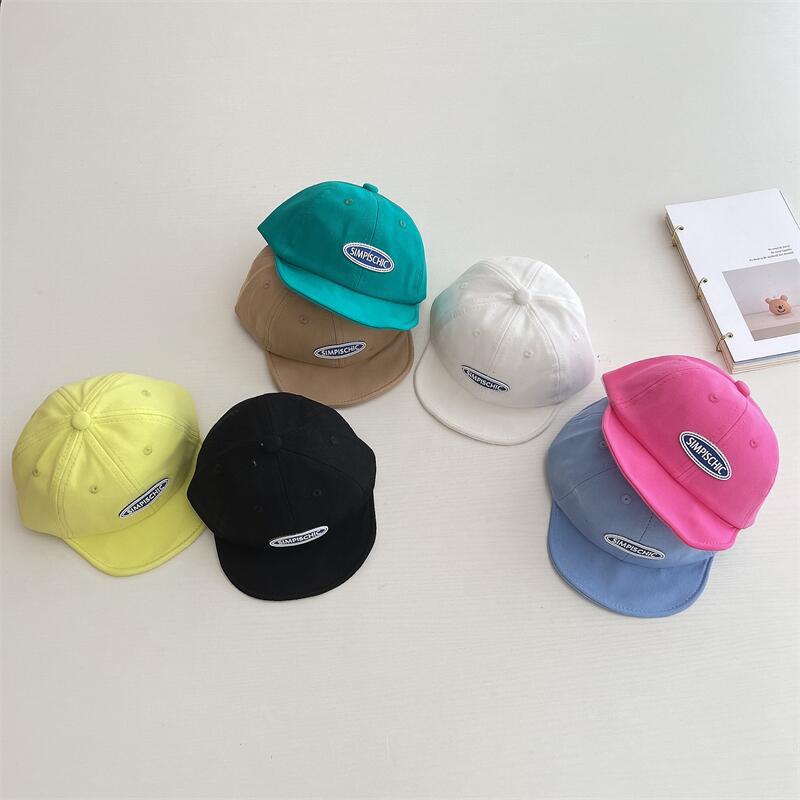 Mũ Lưỡi Trai Vành Mềm Chống Nắng In Chữ Màu Kẹo Xinh Xắn Cho Bé