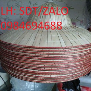 Mũ đan bằng lá cọ