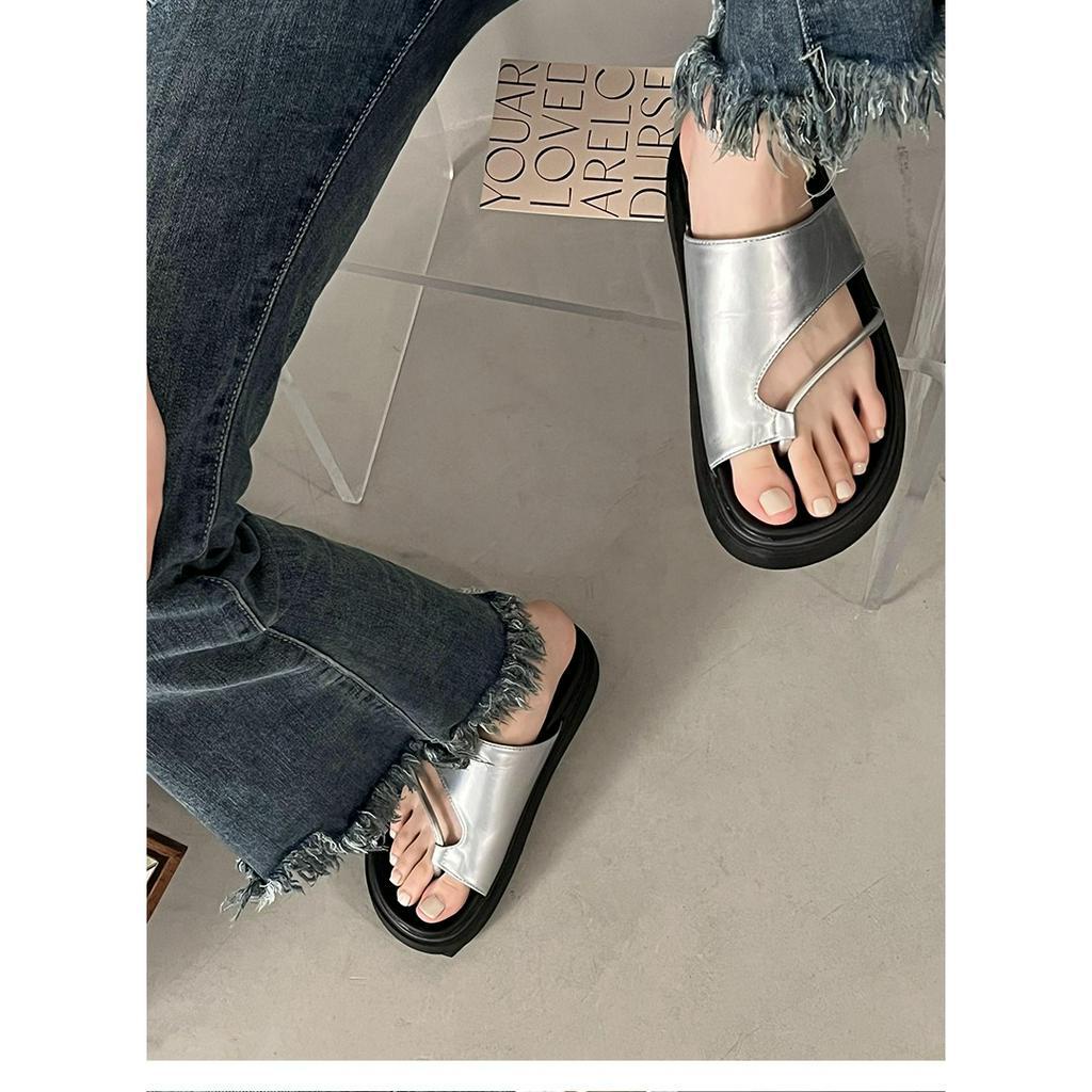 Dép Xỏ Ngón Đế Dày Mềm Mại Màu Bạc Chống Trượt Thời Trang Mùa Hè 2023 Cho Nữ