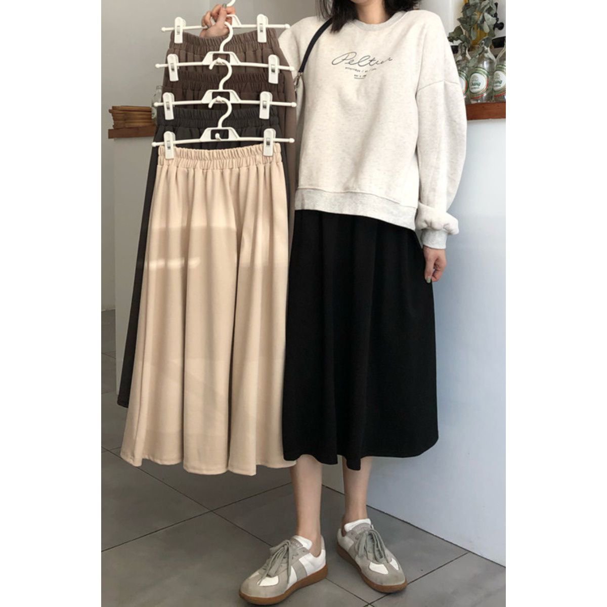 Chân Váy Đen Lưng Cao Thời Trang Mùa Thu 2021 Cho Nữ | BigBuy360 - bigbuy360.vn