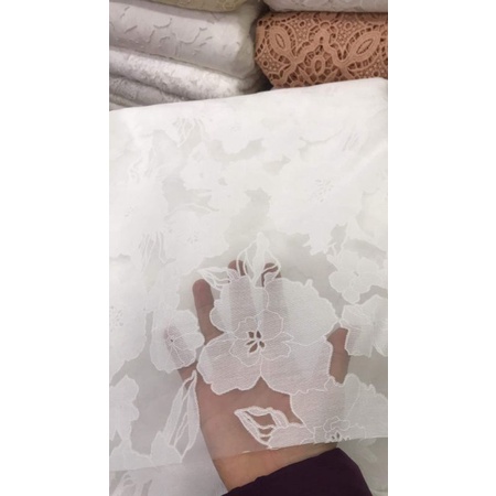 Vải tơ organza hoa hàng đẹp đảm bảo chất lượng có 3 màu trắng đen be