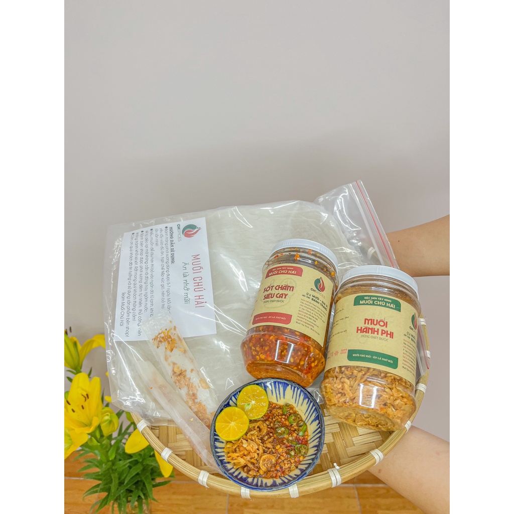 Combo muối hành phi , sốt chấm Chú Hải, bánh tráng phơi sương dẻo